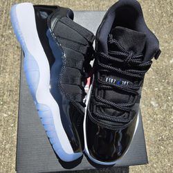 Brand New. Jordan 11 Low Space Jam. Gs Size; 3.5, 4, 4.5, 5, 5.5, 6, 6.5, 7 (Pick Up Only)