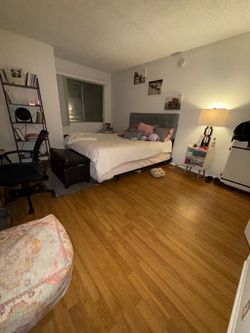 Queen sized bed with frame & headboard