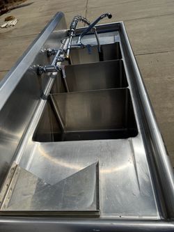 Beautiful commercial sink with faucet