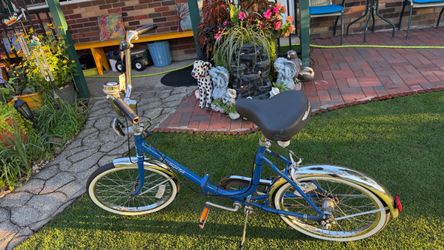 Antique bicycle 20”