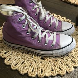 Converse Size 7