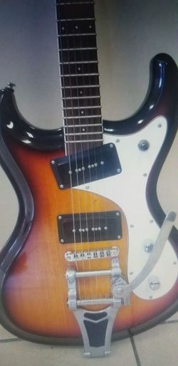 DILLION LIMITED EDITION ELECTRIC GUITAR