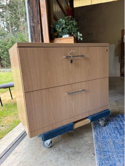 cabinet excellent condition