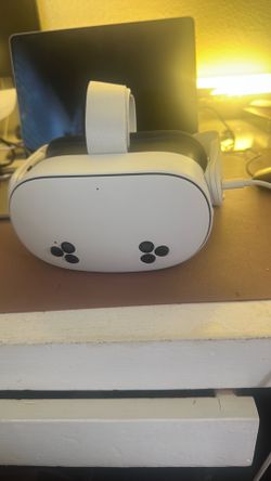 Meta Quest 3S All-In-One Virtual Reality Headset – includes a 3-Month Trial of Meta Horizon+: USB-C Connection, Bluetooth & Wi-Fi