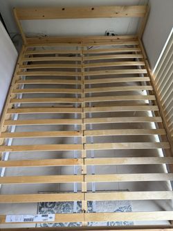 Wooden bed frame Full Size With Mattress, Mattress Supporter And Cushions