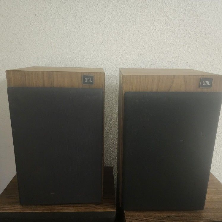 JBL Model L20T Bookshelf Speaker