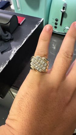 Gold pinky ring 10k gold natural diamonds 9 grams