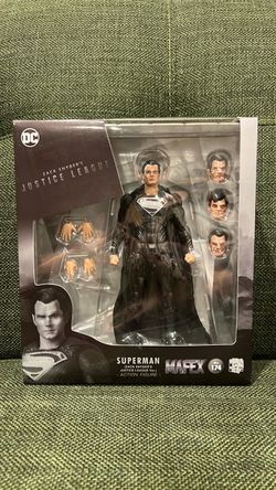 MAFEX No. 174 Superman Zack Snyder's Justice League Figure