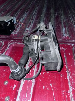 Yukon 04-06  EVAP Canister