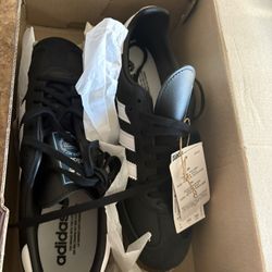 SAMBA OG  J Tennis Shoes.