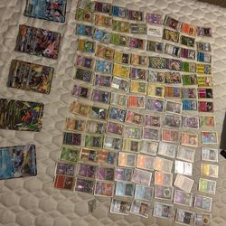 Ton Of Pokémon Cards 