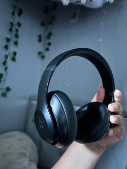 Beats Studio pro