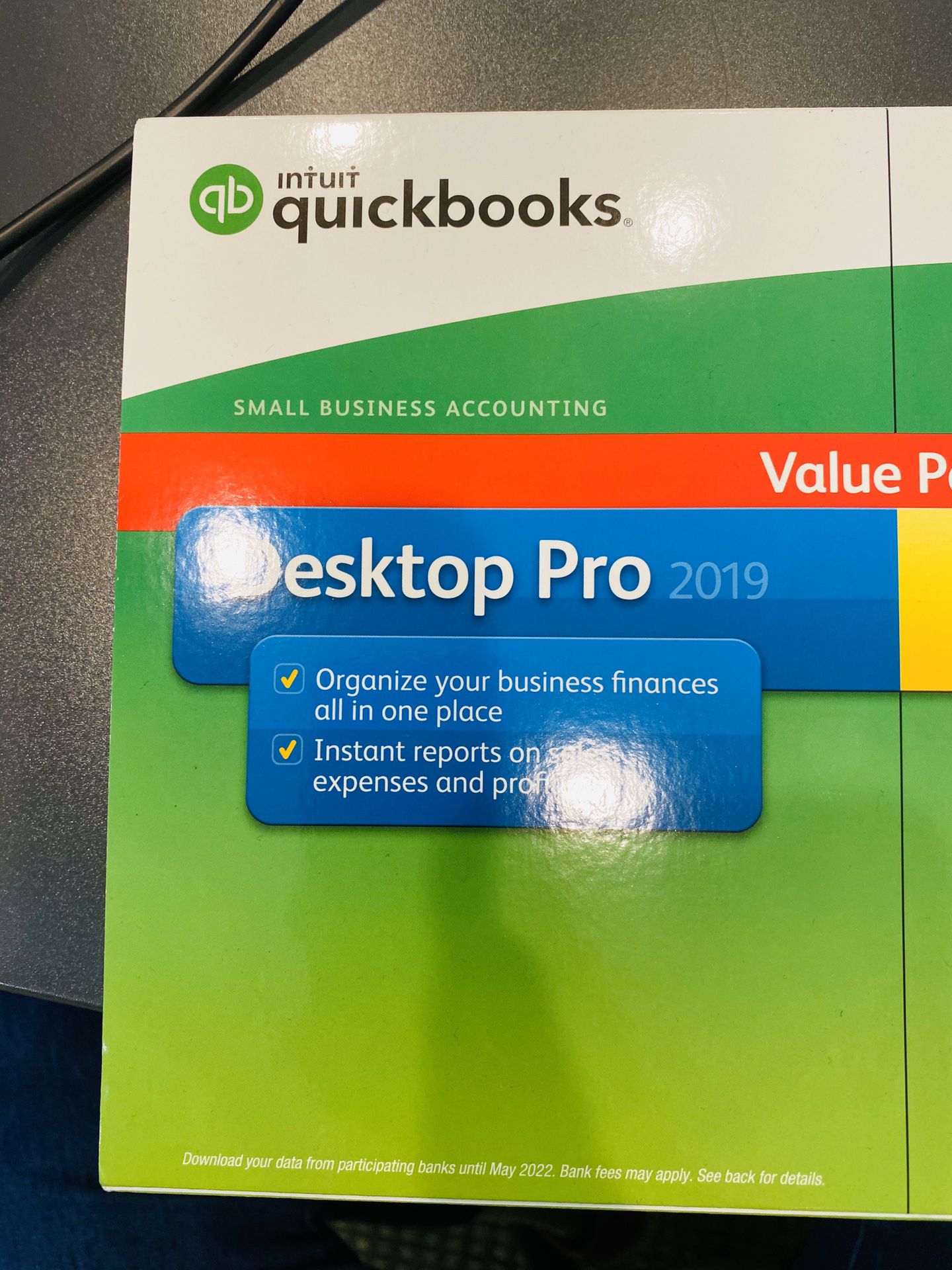 QuickBooks Pro 2019 license and Installation CD/DVD