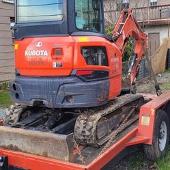 Kx033-4 Kubota Excavator And Trailer