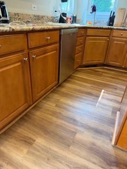 Vinyl flooring