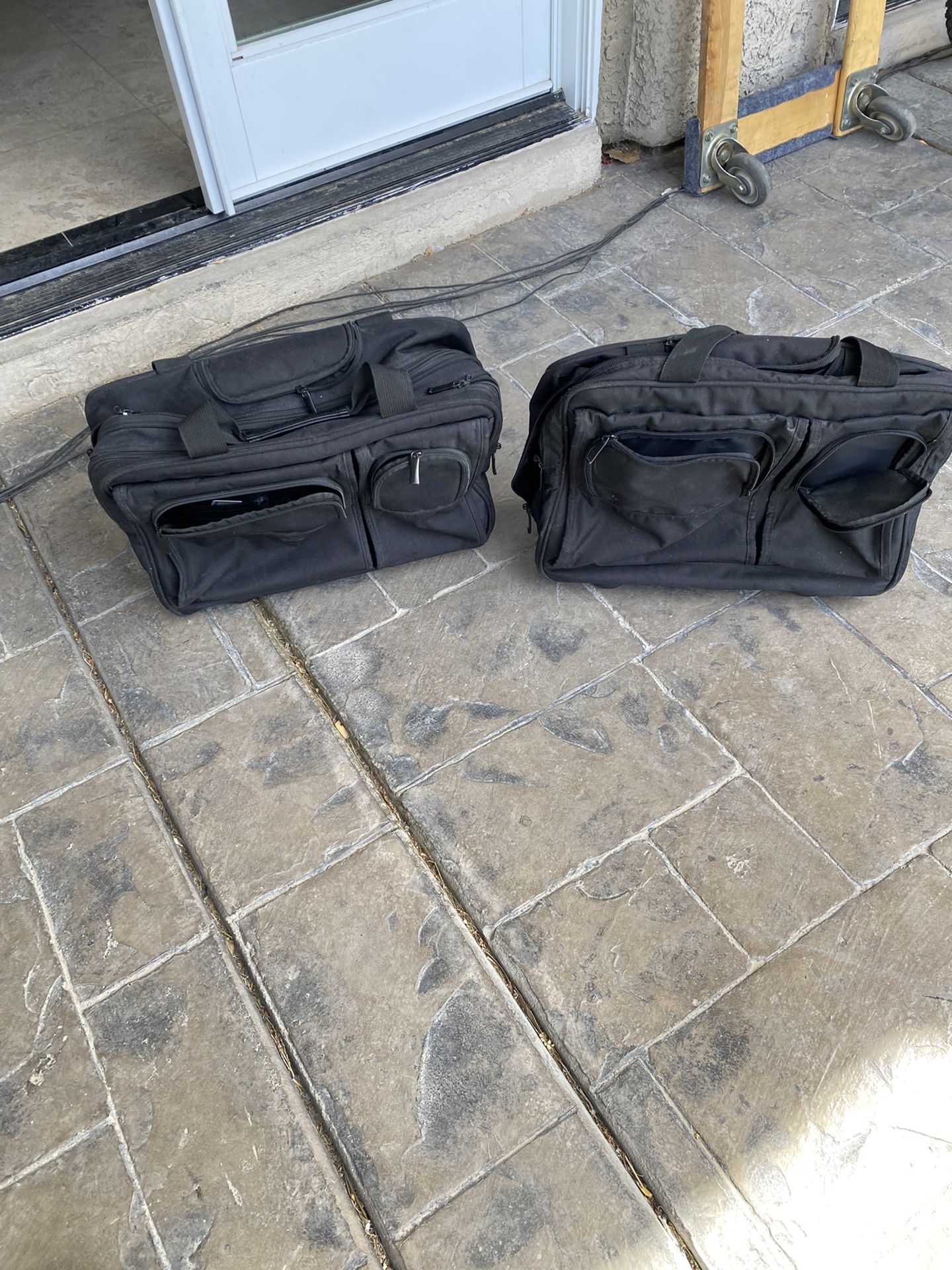 Bangs, Carryon , Suitcase , Etc . 22.00 Each Zzz Wheels