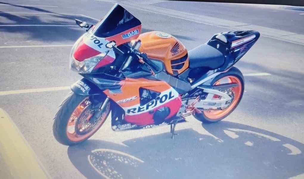 2001 Honda CBR 929