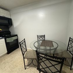 Glass Dinner Table With 4 Chairs