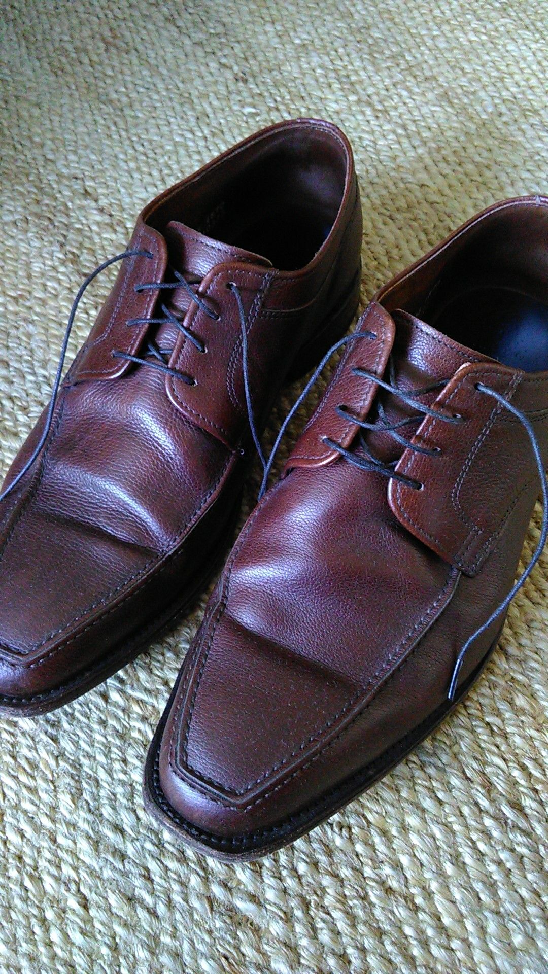 Allen Edmonds "Jackson" Dress Shoes - Size 10 EEE Width