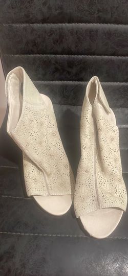 L'Artiste Spring Step Heels 