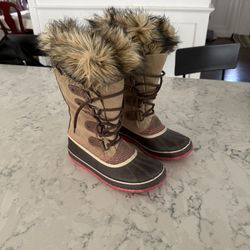 Sorel Boots Size 8