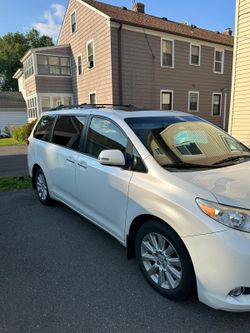 2014 Toyota Sienna