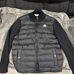 Moncler Zip Up Size Large 