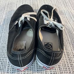 Vans Black and White Trainers Women Size 9 Men Size 7.5