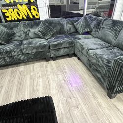 New Modern 🖤 Luxurious Charcoal Sectional – $0 Down, Only $76 Payment! ⭐️