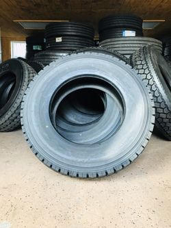 COMMERCIAL TRUCK AND TRAILER TIRES/LLANTAS PARA CAMION Y TRAILA