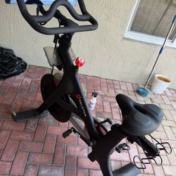 Peloton Stationary Bike For Sale 