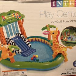 Jungle Play pool
