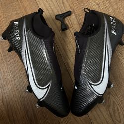 Nike Vapor Edge Pro 360 D P Men size 13 WIDE DO1143-001 Black Football Cleats