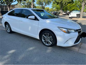 Toyota Camry SE 2016