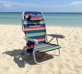 Tommy Bahama Aluminum Folding Beach Camping Recline Chair! Some wear but Good Condition! Zippers on pockets are broken