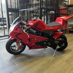 49cc Kids Dirt Bike, 2-Stroke , top speed about 20mph , mix weight 168lb