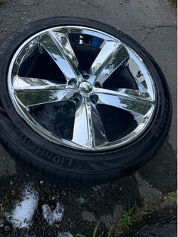 20x9 5 lugs 115 tires 275/40zr20 106