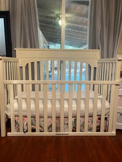 Crib/toddler bed