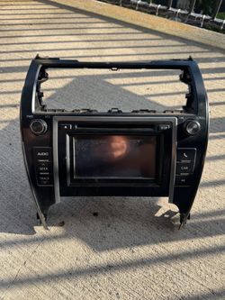 TOYOTA CAMRY STEREO HEAD UNIT