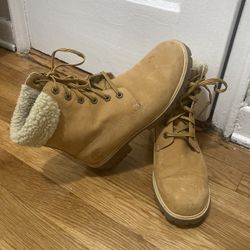 Timberland Suede Winter Boots Fur Women's Size 7.5M