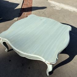 Henredon Coffee table 