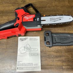 Milwaukee M18 FUEL 3004-20 Hatchet 8 in. Pruning Chain Saw 