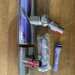 New Dyson Vacuum Cleaner Quick Release Direct Drive Motor Head With Extra Attached And 2 Filters