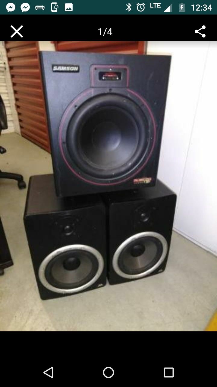 Speaker s