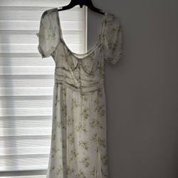 Hollister Summer Dress White And Green Floral 
