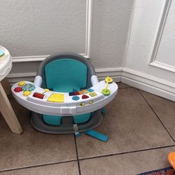 Infantino Music & Lights 3-in-1 Discovery Seat and Booster