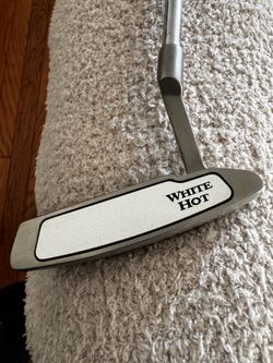 Odyssey White Hot #6 Putter - Righthand