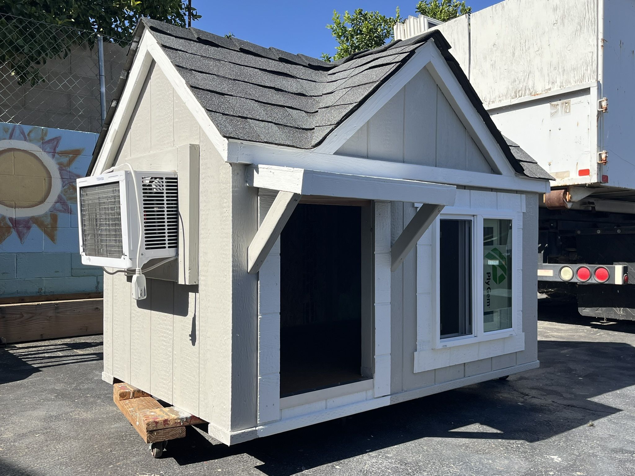 Dog House