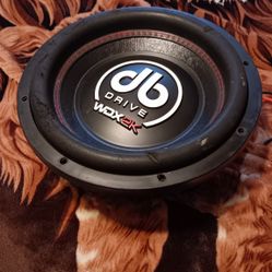 12 Db Drive WDX2K Competition Subwoofer 2000 Watts $100