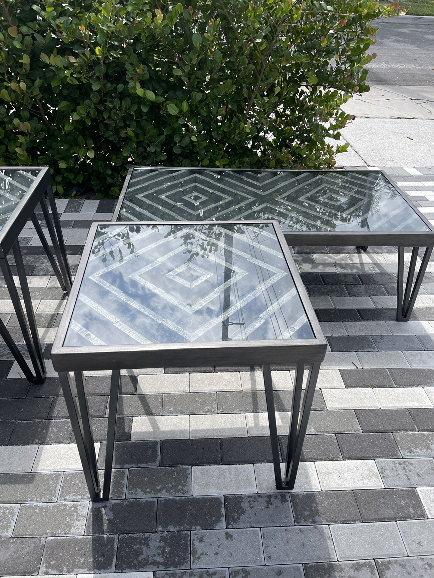 Rooms To Go 3 Pc Coffee Table Set